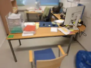 Kaareva työpöytä kokonaisuus