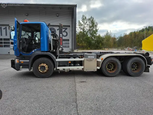 Scania P 360
