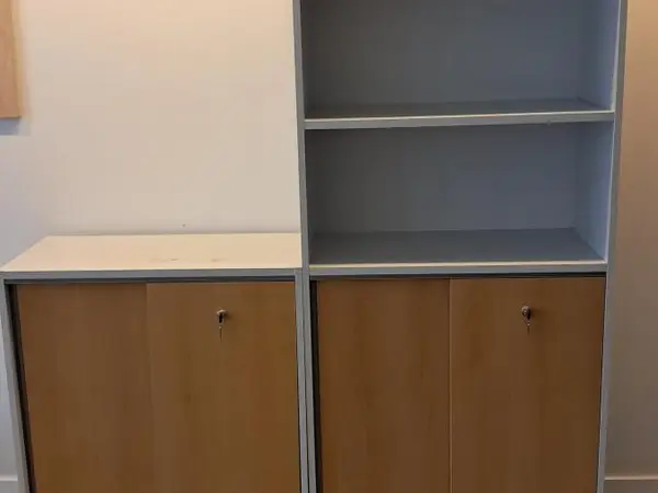 Matala liukuovikaappi + liukuovihyllykaappi (nro 165/A45)