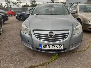 OPEL INSIGNIA SPORTS TOURER SW , Diesel ,Varaosiksi/kunnostettavaksi!