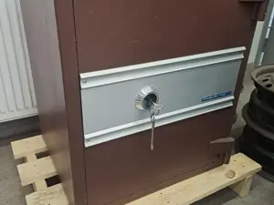 Kaipio Helmi kassakaappi 565x720x490