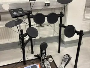 Yamaha DTX sähkö-rummut (nro 346) tila K1 K