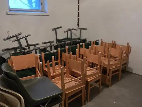 Tuoli / tuolivaraston tyhjennys