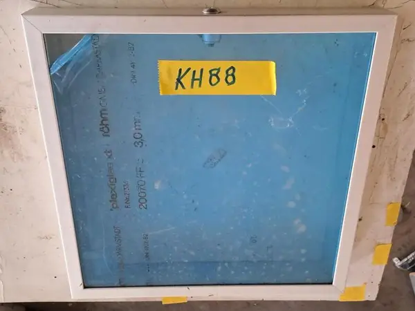 Kattoikkuna. nro KH88