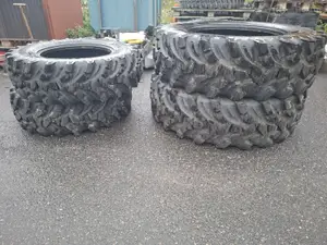 4kpl Traktorin renkaita 520/70R38 ja 420/70R28 (erä1) 4 kpl