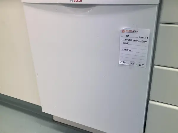 Bosch astianpesukone (nro 89) tila 0 krs. Keittiö1