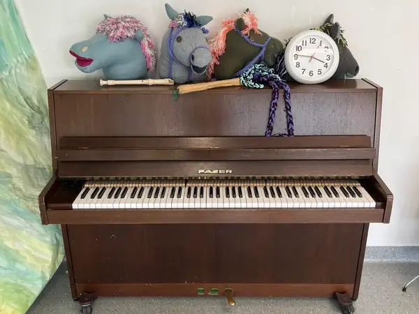 Piano (nro 106) tila K1 2