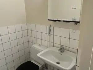 WC-KALUSTEET (nro 49) tila E2 Kipupoliklinikka 169
