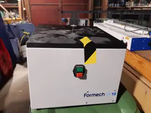 Formech FT10 -muovintrimmeri ja -viimeistelylaite