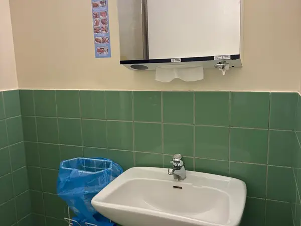 WC kalusteet (nro 444) tila D2 037