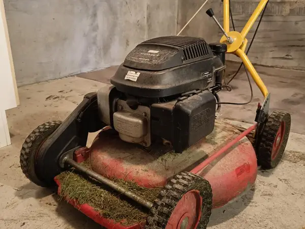 Ruohonleikkuri, Honda