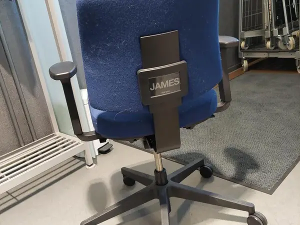 Martela James tuoli, Tampere (72)