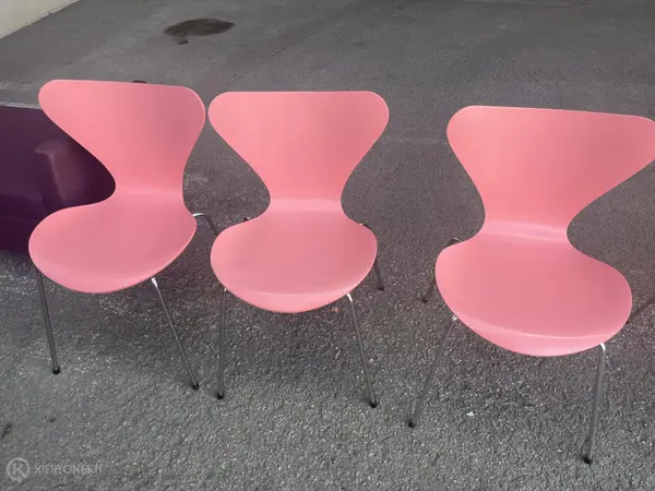 Fritz Hansen Seiska-tuolit 3kpl (nro 310) tila 0 5