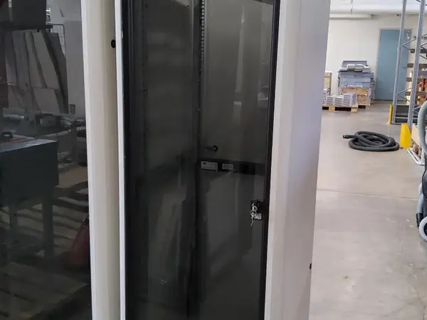 Enoc system laitekaappi (nro 1)