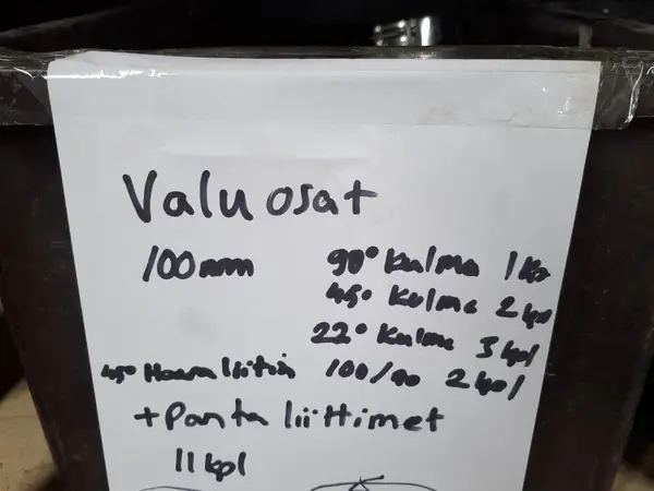 Hausjärven vesihuoltolaitokselta yli jääneitä tarvikkeita, Laatikko 13