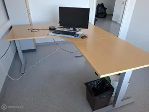 Kulmasähköpöytä Isku