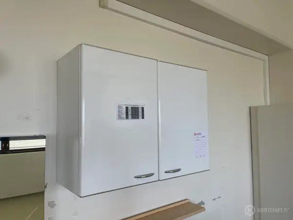 Kaappi (nro 155) tila D4 042
