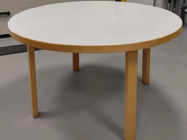 Artek 91 ruokapöytä