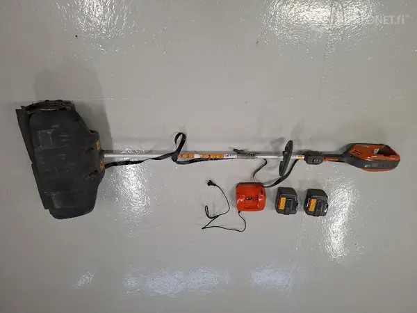 Akkukäyttöinen lakaisukone