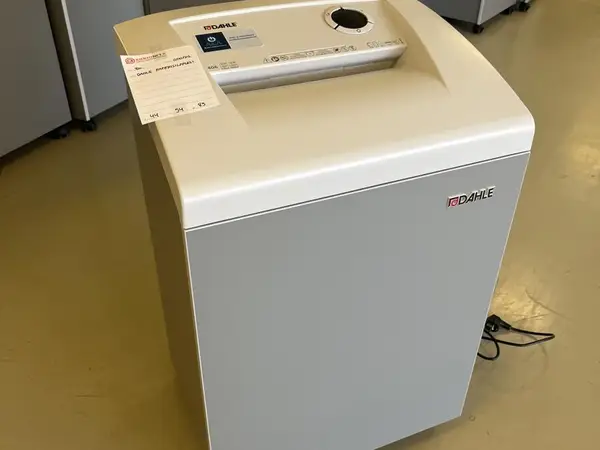 DAHLE paperisilppuri (nro 86) tila E2 Aula Odotus