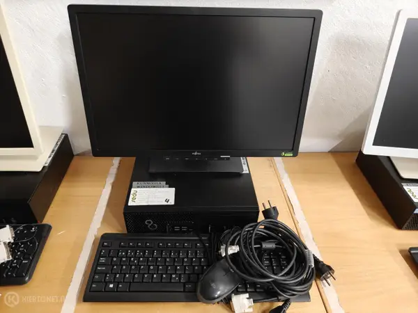Fujitsu Esprimo D738 työasema (nro 4.)