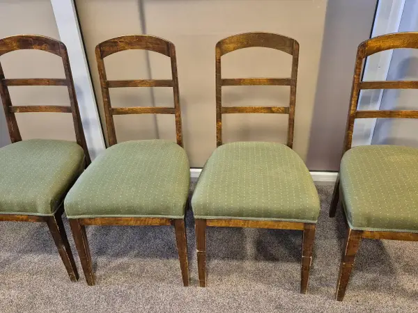 Vintage tuolit 4 kpl (nro 73) tila H Erä 4