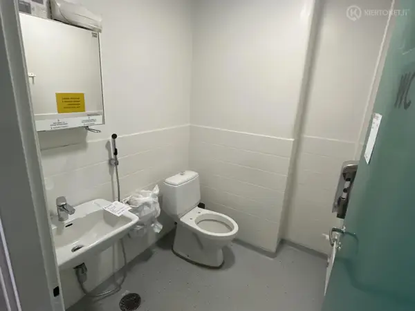 WC-kalusteet (nro 304) tila D1 synnytyssalit 112
