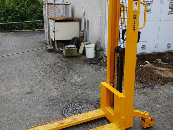 ABT Käsinostin 1000kg Keltainen, PINKKARI