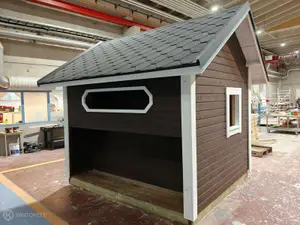 Luhtiaitta