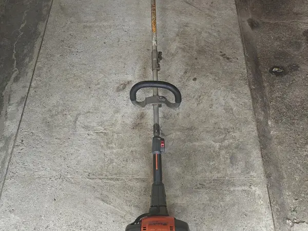 Husqvarna 324 LD trimmeri