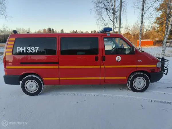 Volkswagen CARAVELLE SYNCRO-2.5TDI- 7DB-KOMBI-4X4/332, 2002, 2.5l, 4x4, Diesel