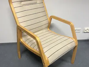 Nojatuoli (nro 110) tila H Erä 4