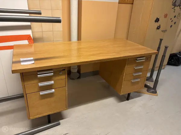 Työpöytä (nro 315) tila K1 K