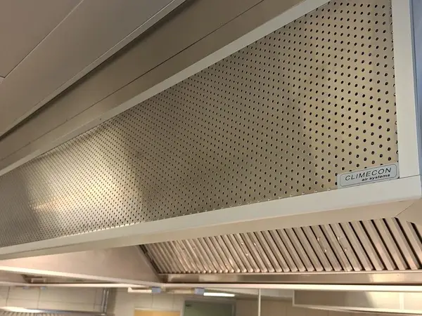 Ammattikeittiön huuva Climecon (nro5)