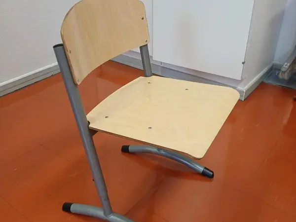 Tuolit 68 kpl (korkeussäädettävä) (nro 2.)
