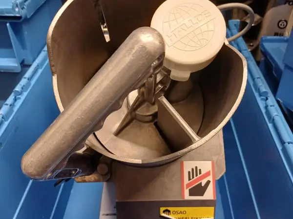 Vihannesleikkuri Metos RG-200 pieni