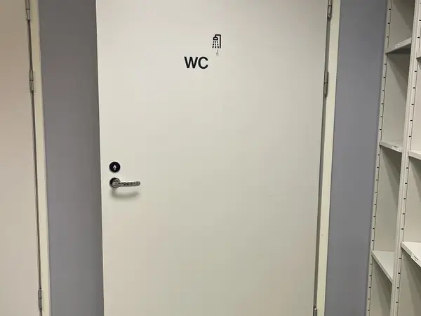 WC-ovi (nro 27) tila D1 Leiko 012