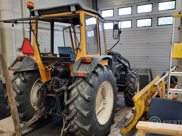 Traktori Valtra 4x4
