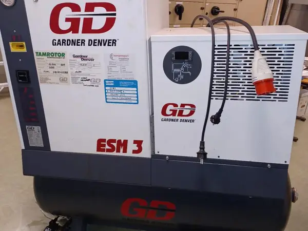 Kompressori Gardner Denver 3 kW