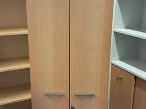 Vaatekaappi (nro 1/40)