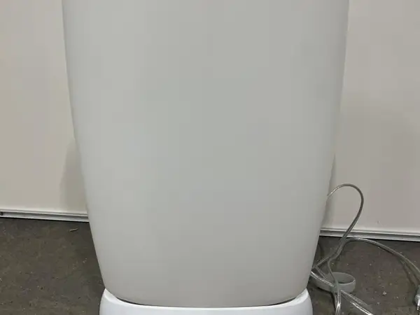 Philips kirkasvalolamppu (nro 447) tila P Erä 5.