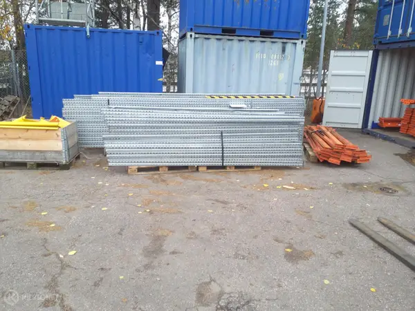 Kuormalavahyllyt ( erä 4)