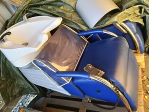 Peruspesupaikka (keraaminen allas + kiinteä tuoli) nro 1