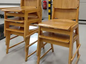 Vanhat koulutuolit 5 kpl