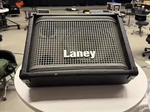 Laney Lavamonitori