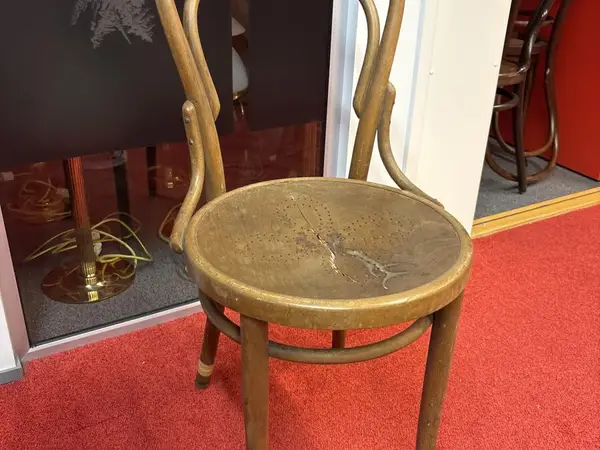Thonet wieniläistuoli (nro 164) erä 4