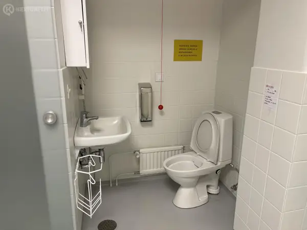 WC-kalusteet (nro 251) tila D1 synnytyssalit 089