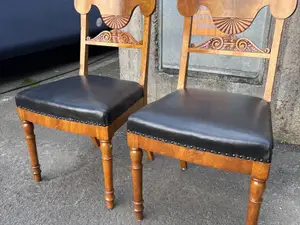 Vanhat puutuolit 2 kpl (nro 311) tila 0 5