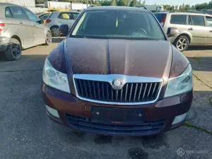 Skoda OCTAVIA Farmari A, 2010, 1,6l, Diesel ,Varaosiksi/kunnostettavaksi!