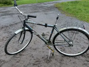 9. Miesten polkupyörä